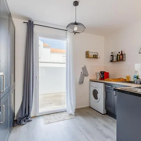 La Blanche - Parking - 500m *