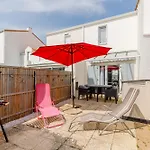 La Blanche - Terrasse - 500m بيت للعطل سا يْليرْ دو ري